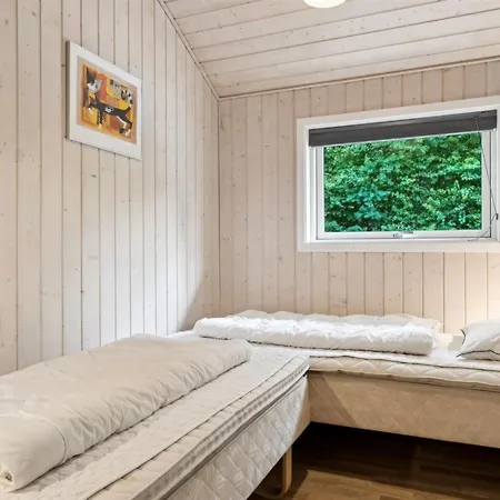 Holiday home Jette *